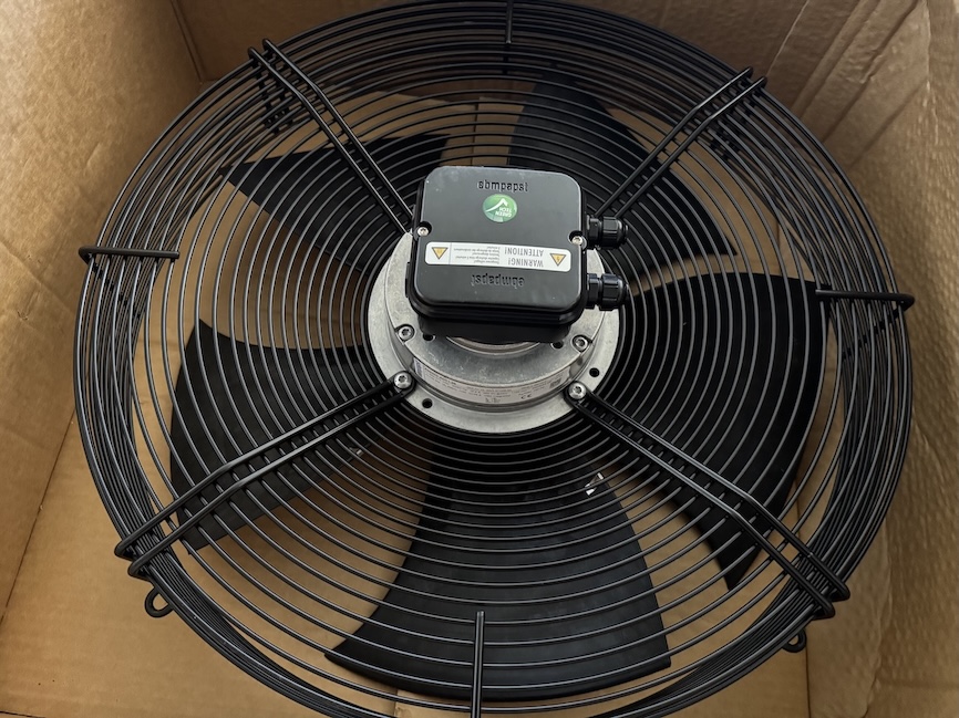 IMG_5420-EC ventilator 1.jpg
